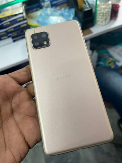 sharp Aquos sense 5G Lush condition
