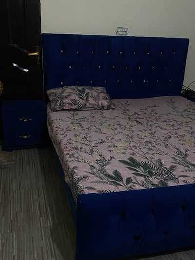 Bed for sale in Lahore