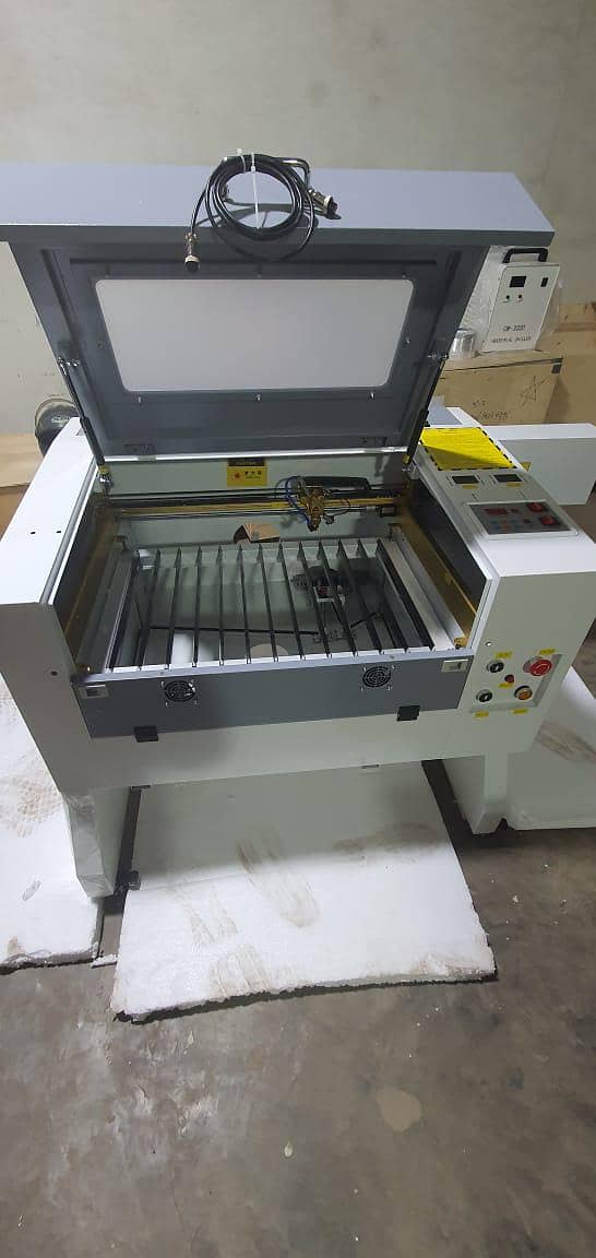 laser cutting machine co2 80w ,,,600*400 2