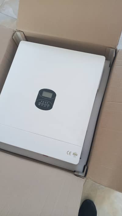 10.3kW Hybrid Inverter | box pack | 5 years warranty