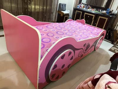 Kids bed like new