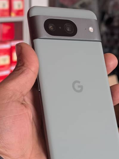 Google pixel 8