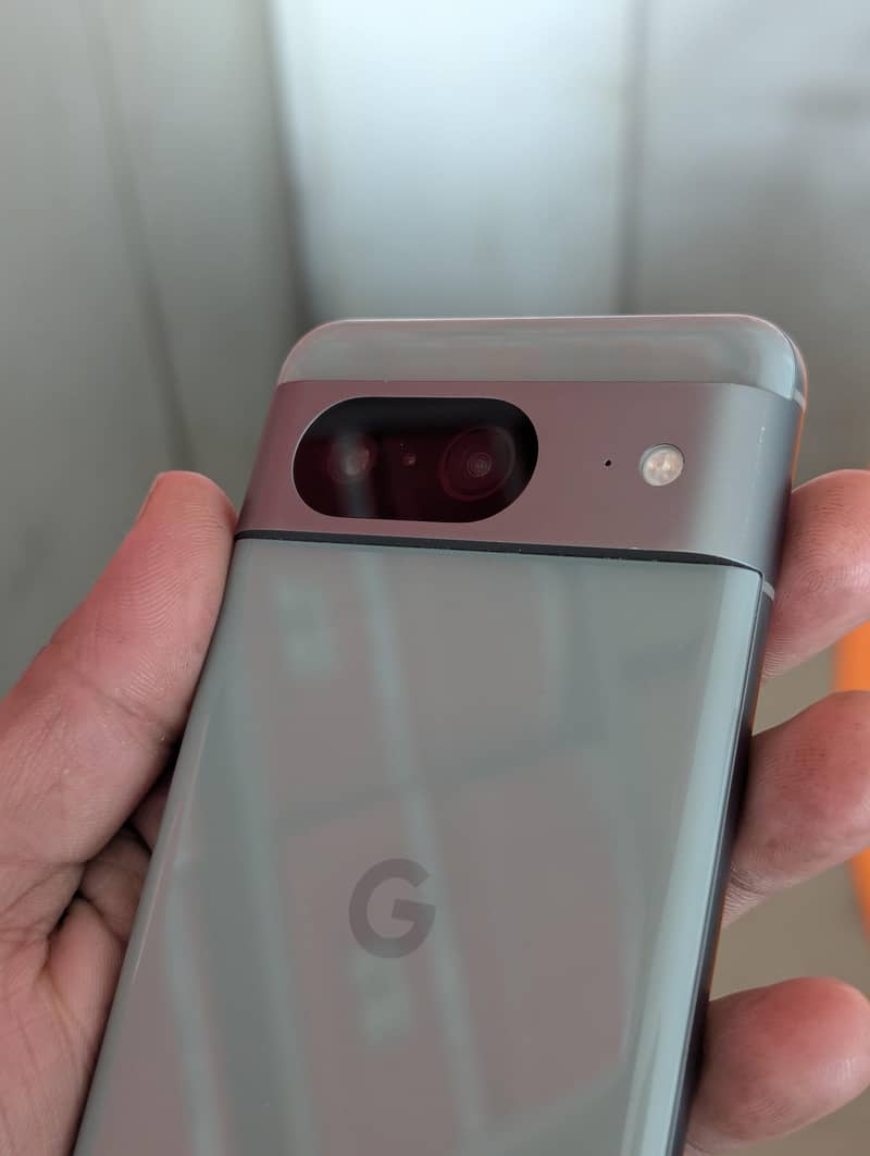 Google pixel 8 1
