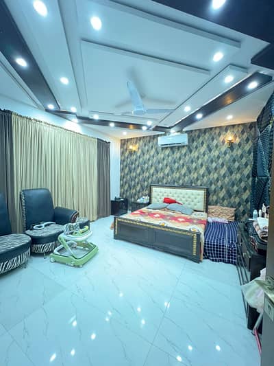 1 Kanal Upper Portion Available For Rent Good Location