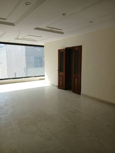 4 Marla Office Available For Rent Good Location Lift Available