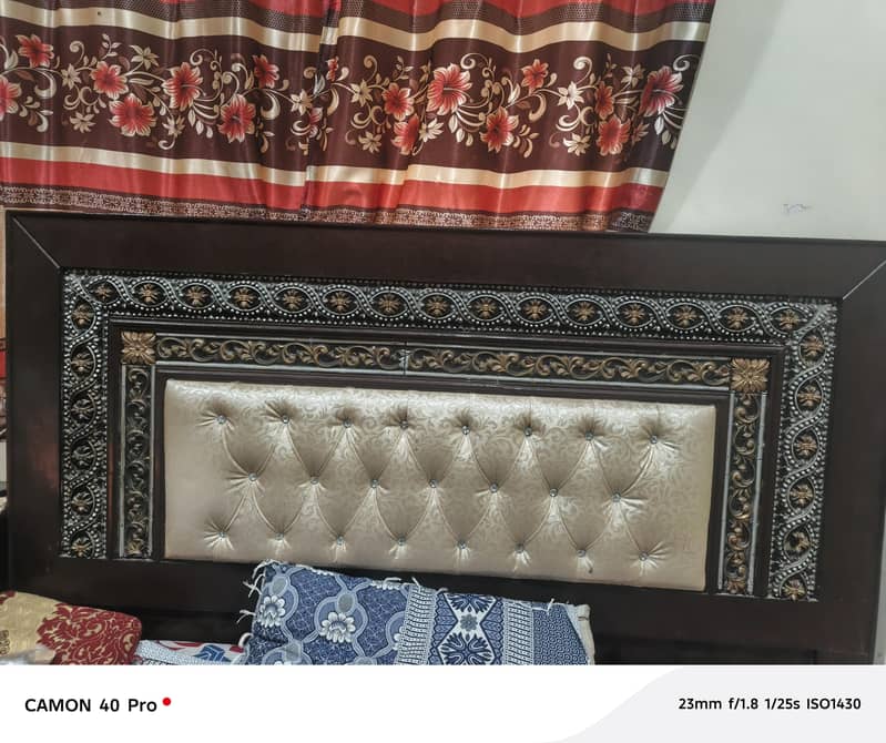 بیڈ سائیڈ ٹیبل سنگار میز برتن والی الماری 4