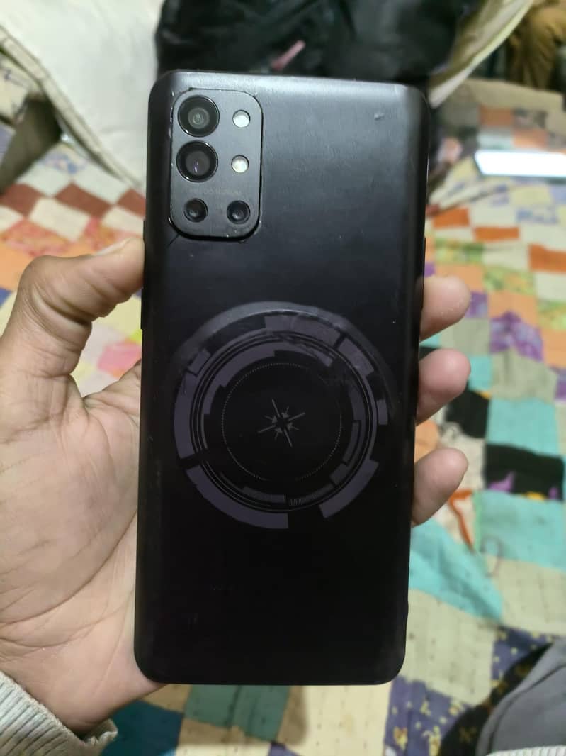OnePlus 9r 6