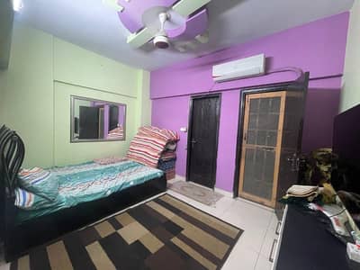 Prime Location Flat Sized 1500 Square Feet In Federal B Area - Block 8