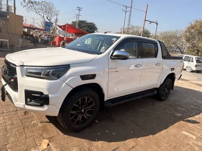 Toyota hilux Revo 2019 model