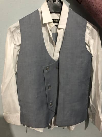 Three piece pent coat