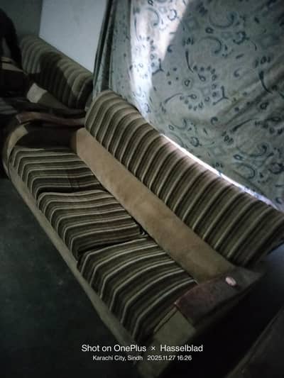 7 seater. . . . . contact 03152765000