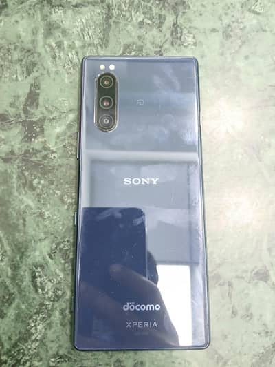 Sony Xperia 5