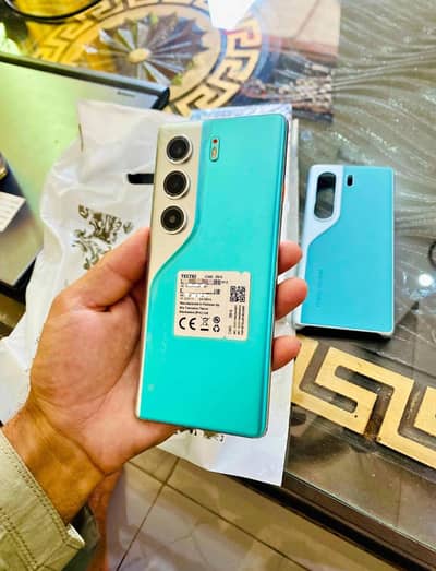 tecno camon 40pro/12/256