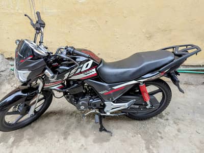 Honda cb 150f  2025