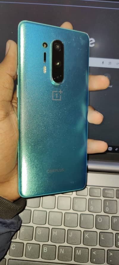 OnePlus 8 pro 8GB 128 GB 10/10 Dual Sim
