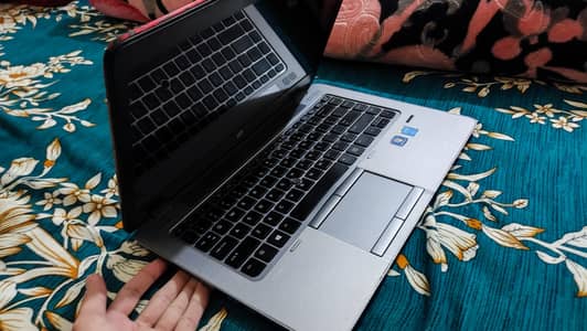 HP EliteBook 840 G2 | Core i5 5th Gen | 8GB RAM | SSD + HDD