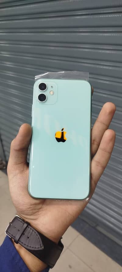 iphone 11 | jv | non-pta | 64gb | 10/10 | water pack | bh 97%