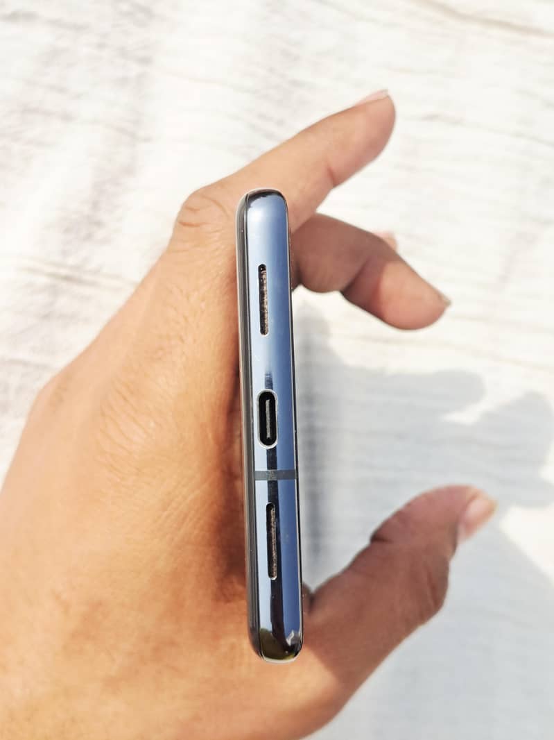 Google Pixel 7 Pro 8/128GB Official PTA Approved 5