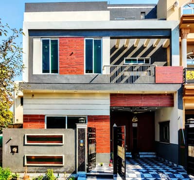 5 MARLA BRAND NEW SOLID HOUSE IN LDA APPROVED AREA NEAREST TO PARK AVAILABLE FOR SALE IN NLC