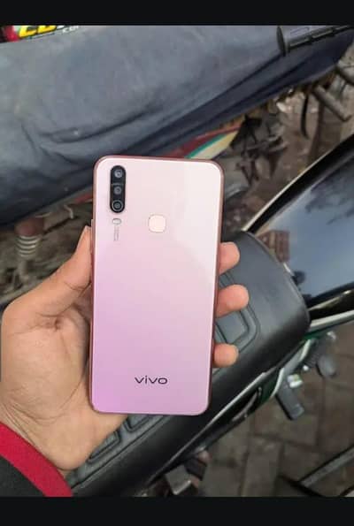 vivo y17,8gb ram,256 gb rom,offical pta approved duel sims