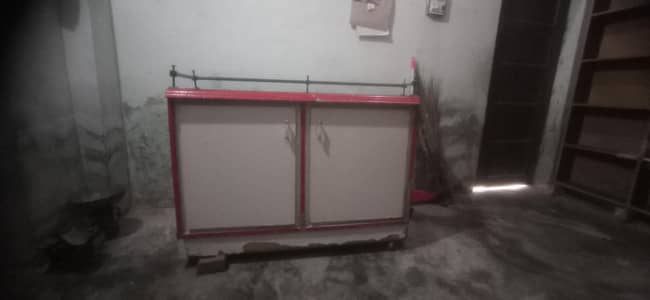 4 Racks+1 Counter+Store Items