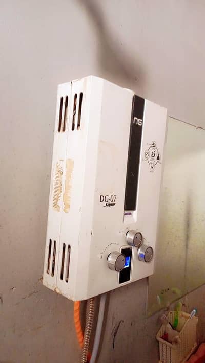 Nasgas DG 07 gas geyser all ok