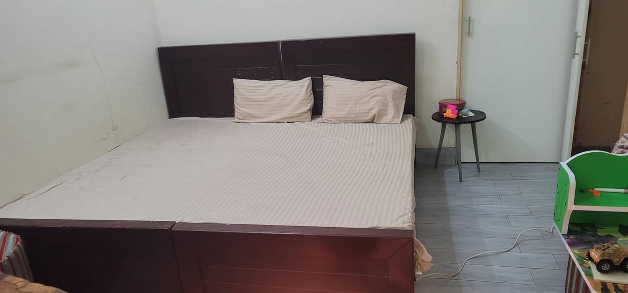 Solid wooden bed (single) 1