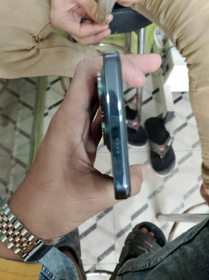 spark 20 pro 4