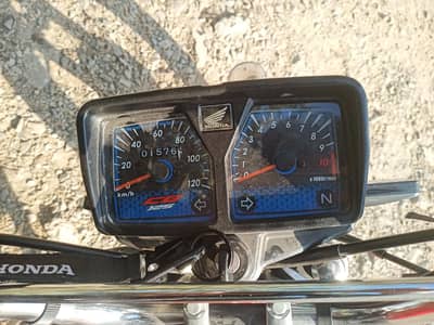 HONDA CG 125 2024 (2025 STICKER)