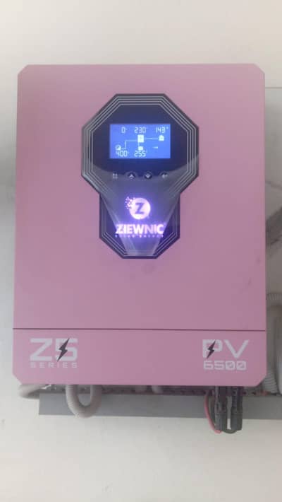 Ziewnic Hybrid Solar Inverter Z5 Series PV 6500