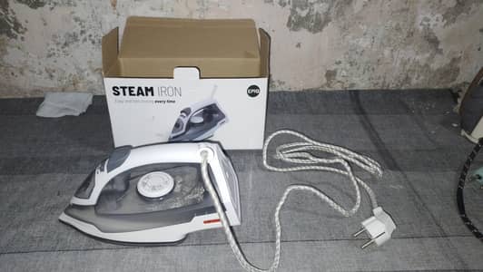 Steam Iron Istri