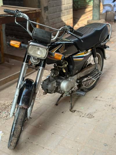 HONDA CD 70 2015