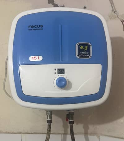 ONE SEASON USED ELECTRIC GEYSER 15 liter