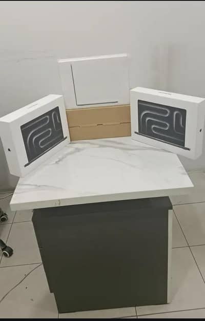 MacBook Air M4 13" | 16Gb | 256Gb SSD | Box Pack | All Color Available