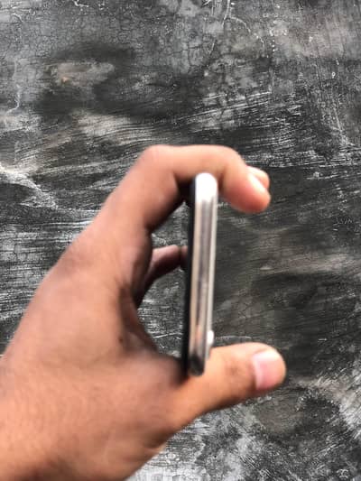 iPhone x 64 gb all sim working