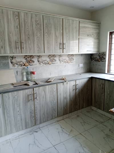 10 marla brand new full house available for rent ghulshan e Lahore society block B