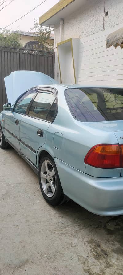 Honda civic 2000 model