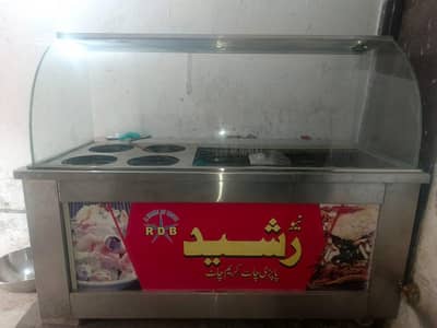 Russian salad counter