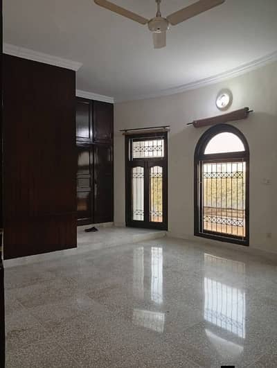 10 Marla Ground Portion Having 2 Bedrooms Attached bathrooms Drawing and Dinning tv lounge kitchen