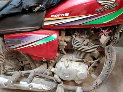 Honda 125 Multan 2015 80.000  03132003852