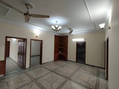 A beautiful full house Is Available for rent