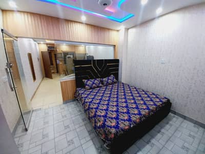 2 kanal building 50 +room in Johar town