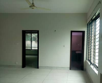 Ideally Located House Of 10 Marla Is Available For Sale In Allama Iqbal Town