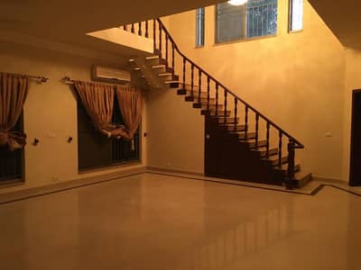 House For sale In Allama Iqbal Town