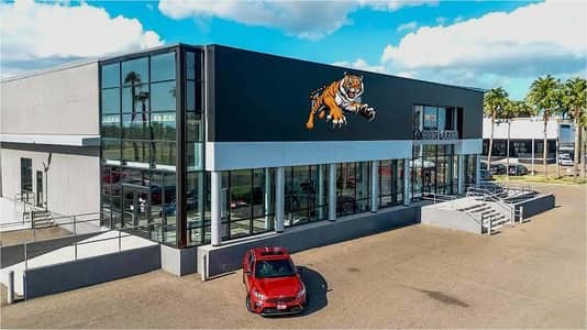 I-9 Main Road 12,000 Sqft Car Dealership Showroom available