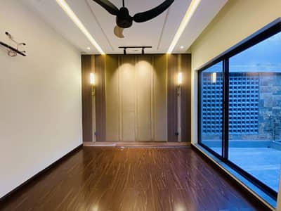 10 Marla Brand New Immaculate Stunning Modern Design Bungalow For Sale Demand 610Lac