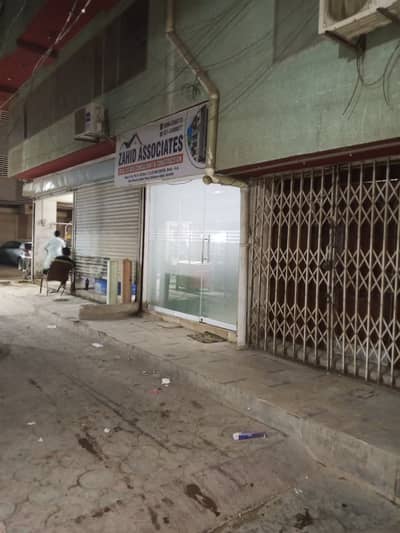 240 SQ YARDS DUAL FLAT COMMERCIAL USE | Gulshan-e-iqbal | For Sell