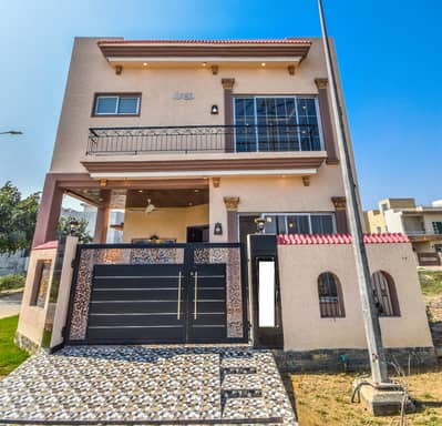 5 Marla Luxurious Bungalow For Sale In DHA Phase 9 Town Lahore