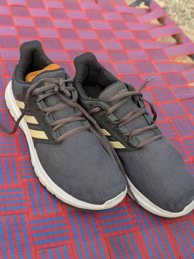 Adidas shoes joggers size 40 number