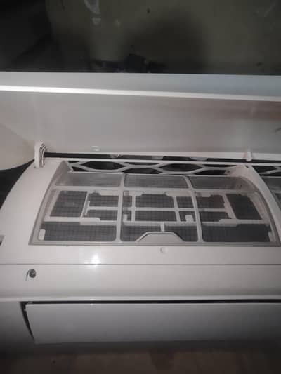 NEW LG AC INVERTER 2025 MODEL GENIUN